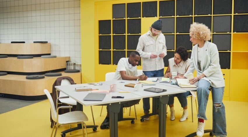 Jak zaplanować skuteczną stronę internetową i marketing online dla lokalnej firmy w 2026 roku? Praktyczny przewodnik krok po kroku z wykorzystaniem AI